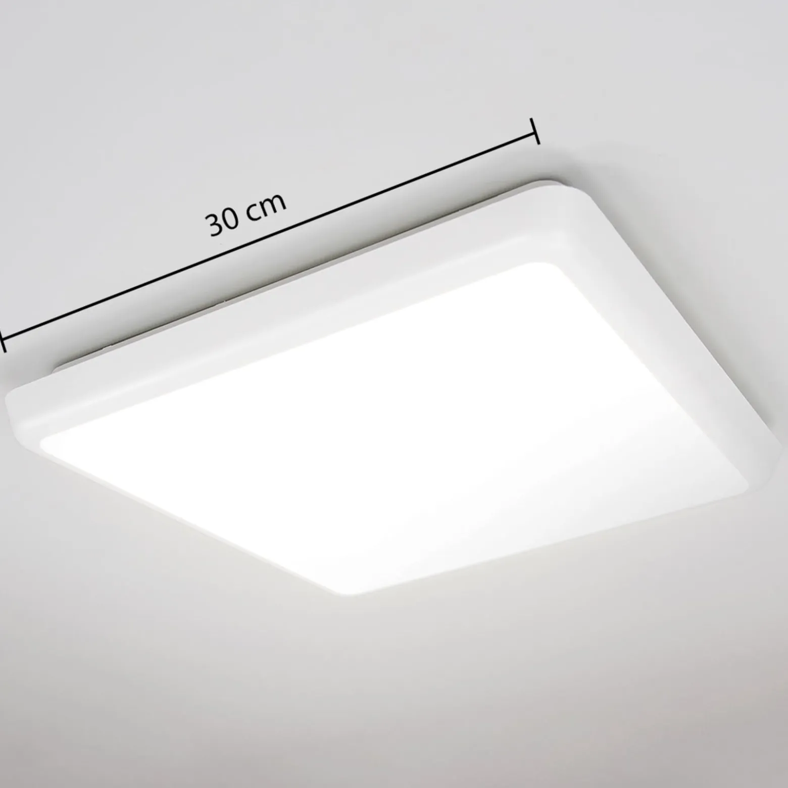 Arcchio LED-Deckenleuchte Augustin, 30 x 30 cm, weiß, IP54