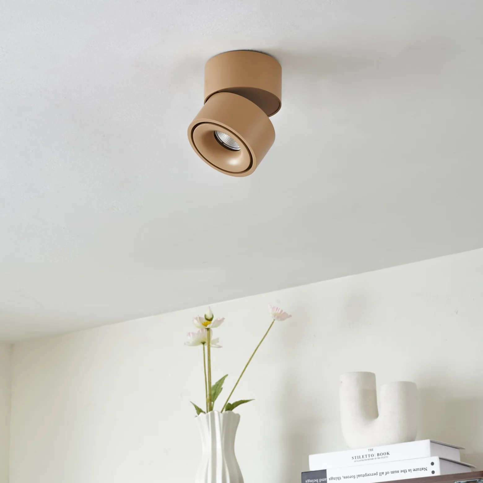 Arcchio LED-Deckenstrahler Rotari, braun, 1-flg., 8,9W