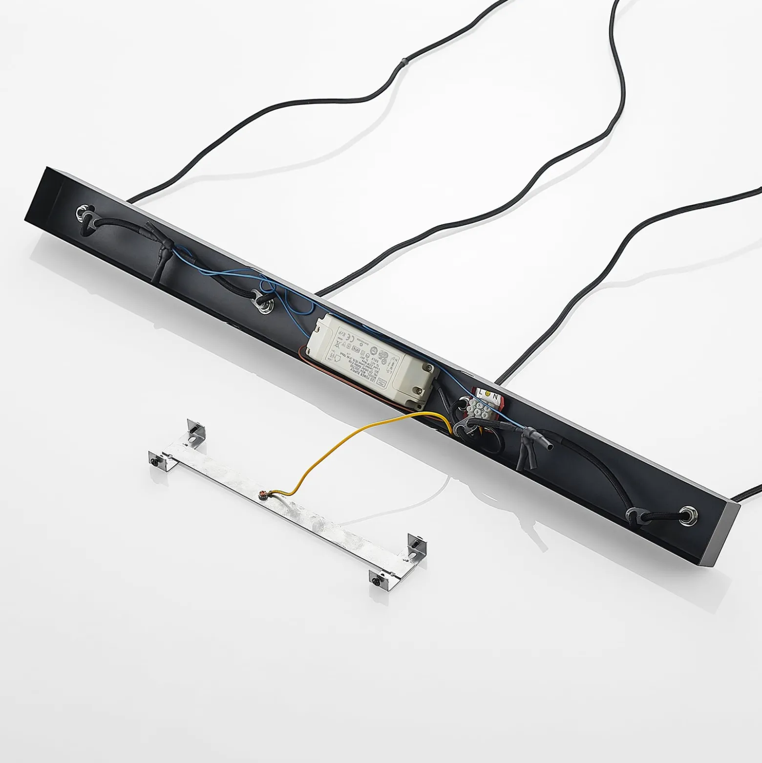 Arcchio LED-Hängeleuchte Kammeron, schwarz, Metall, 80 cm
