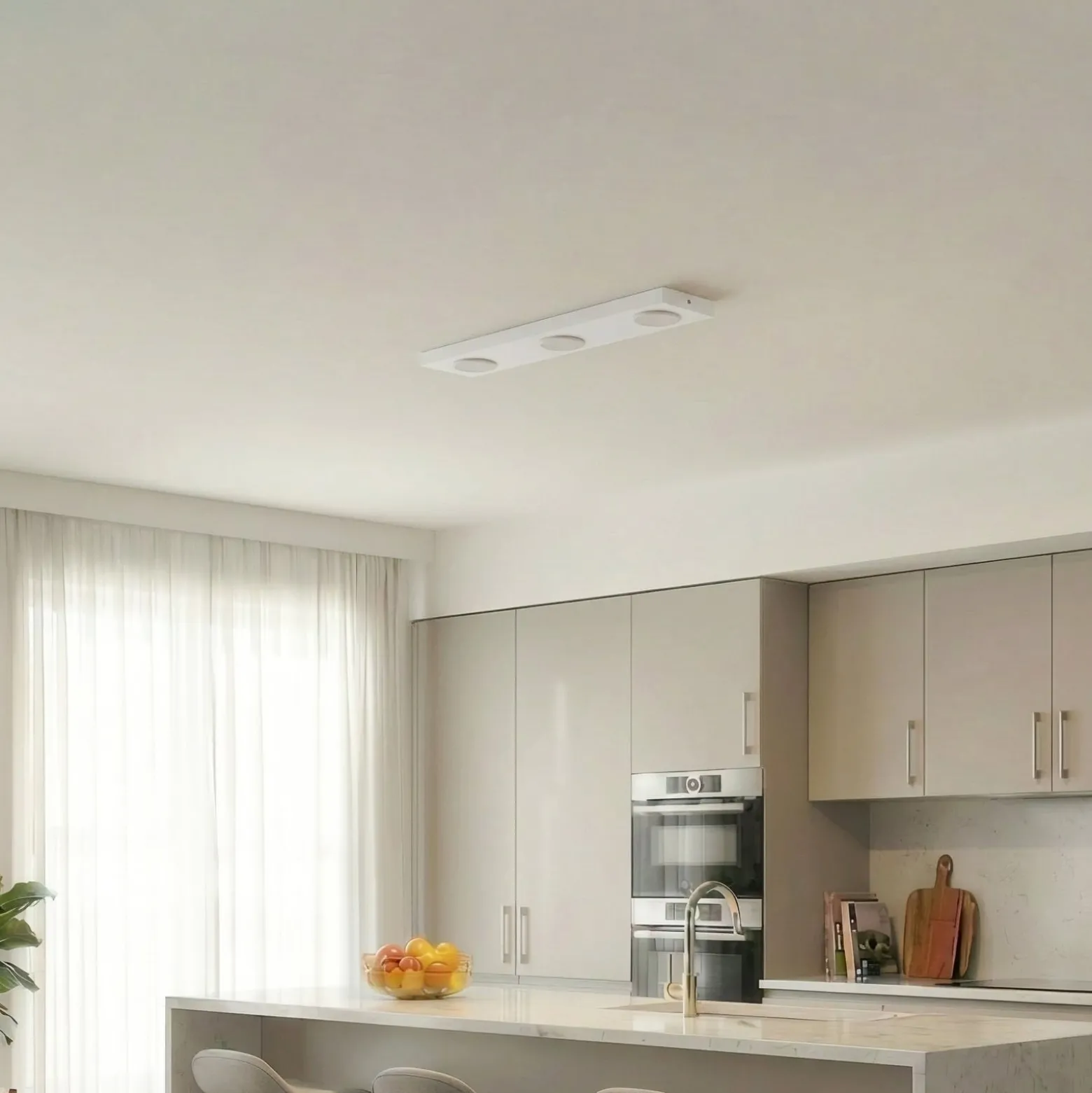 Deckenlampe Hero, weiß, 55 x 12 cm, 3-fl., Metall, GX53
