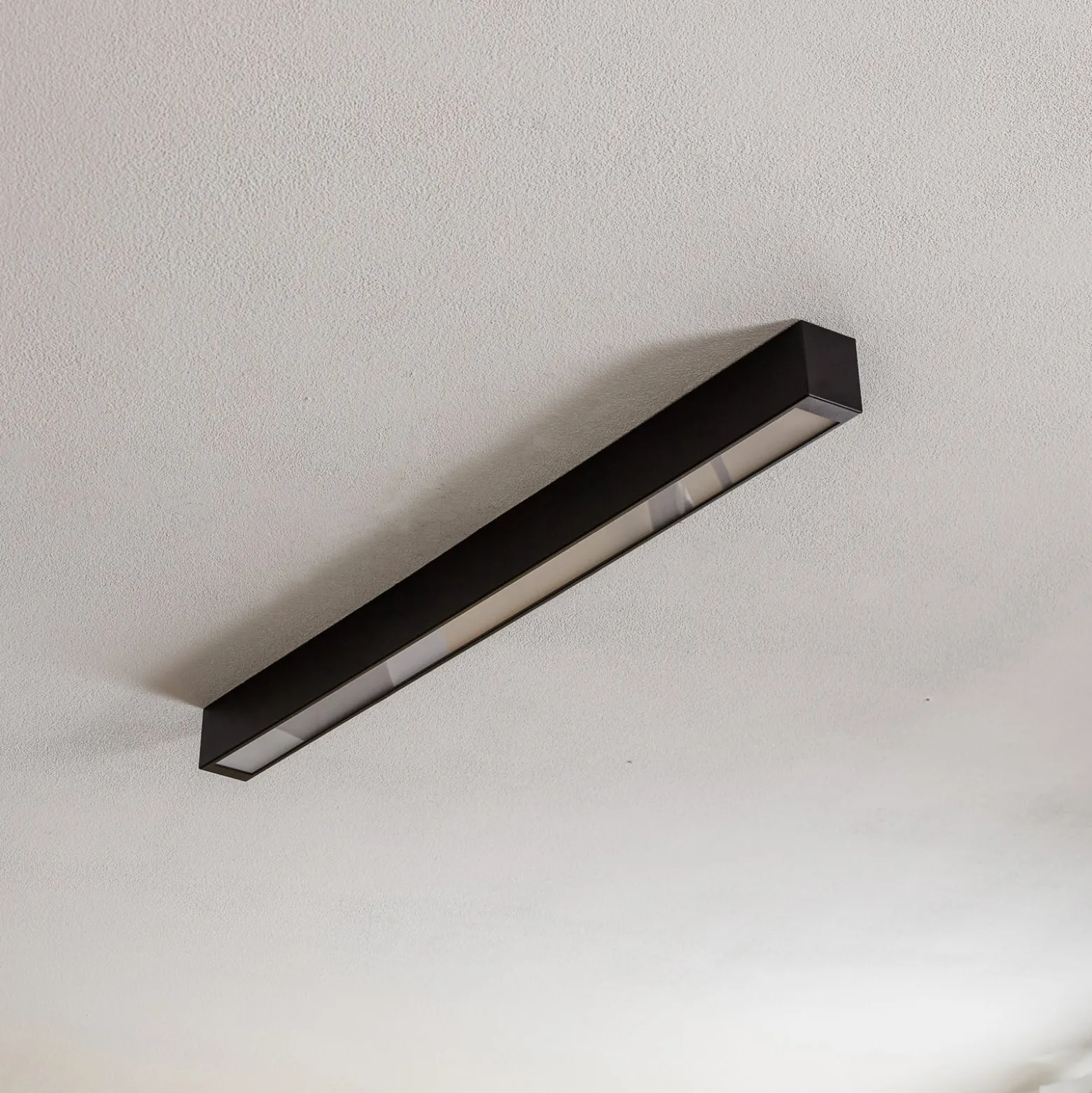 Deckenlampe Straight schwarz 92 cm