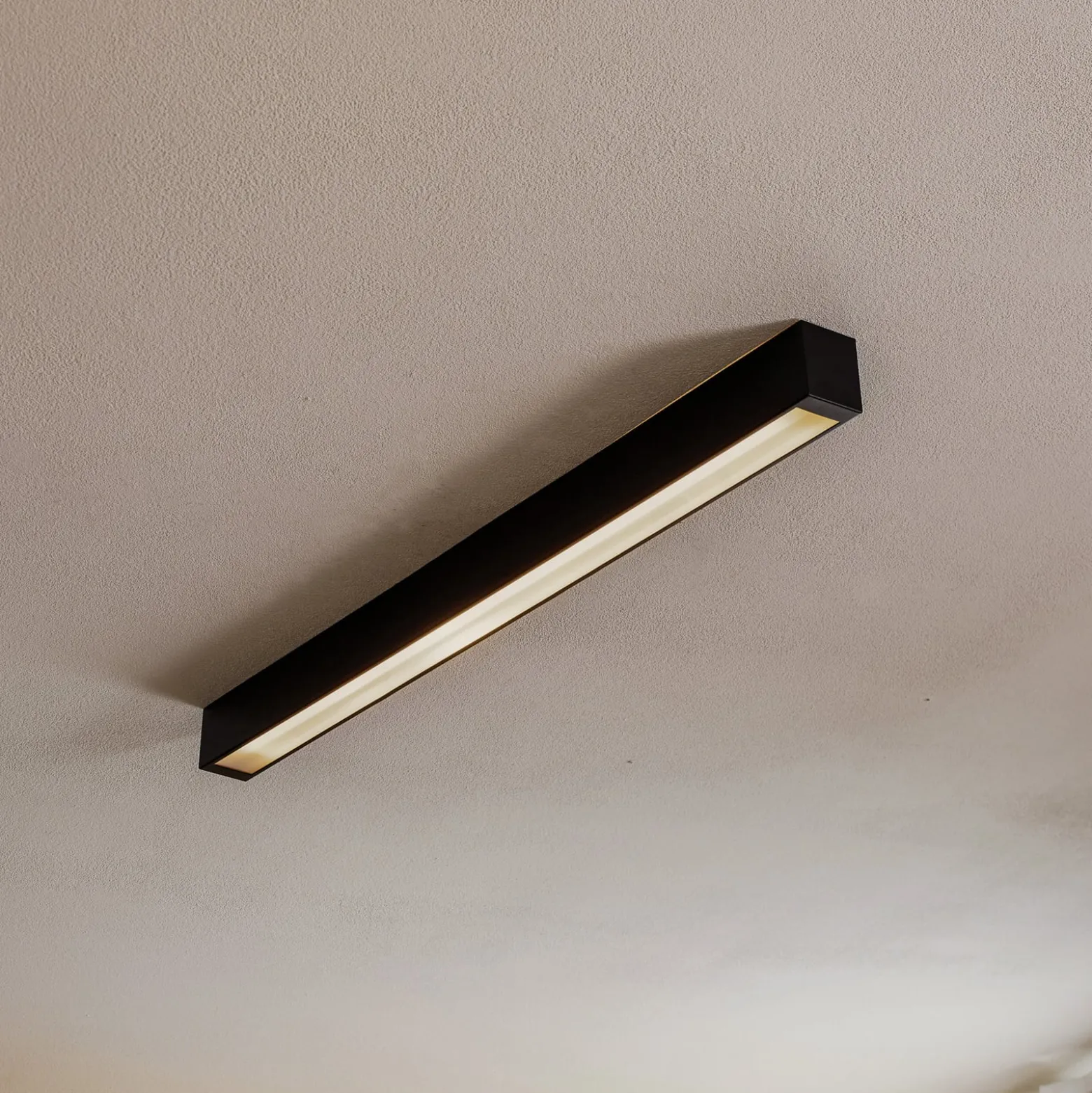 Deckenlampe Straight schwarz 92 cm