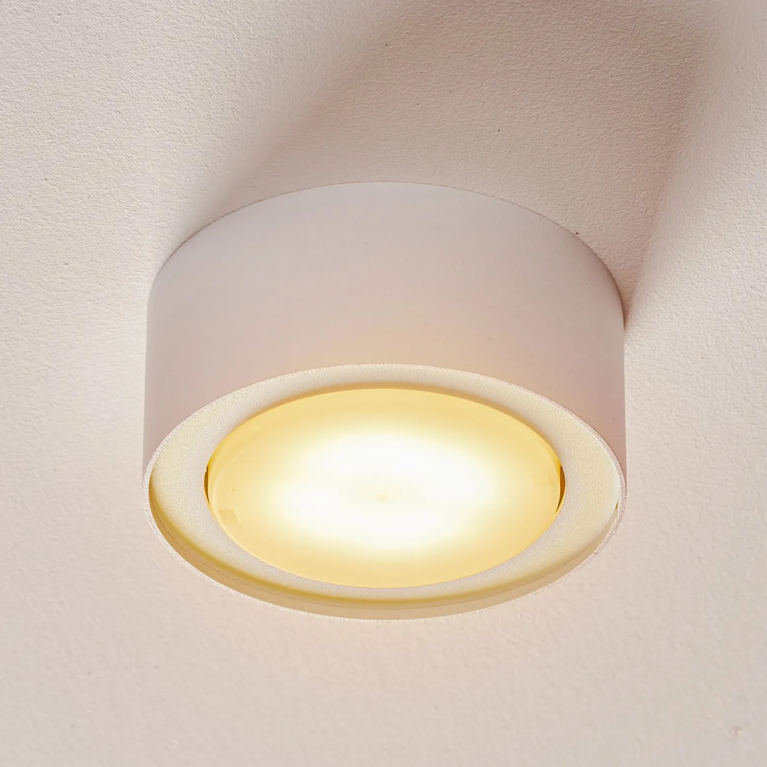 Deckenspot Flea aus Stahl, weiß