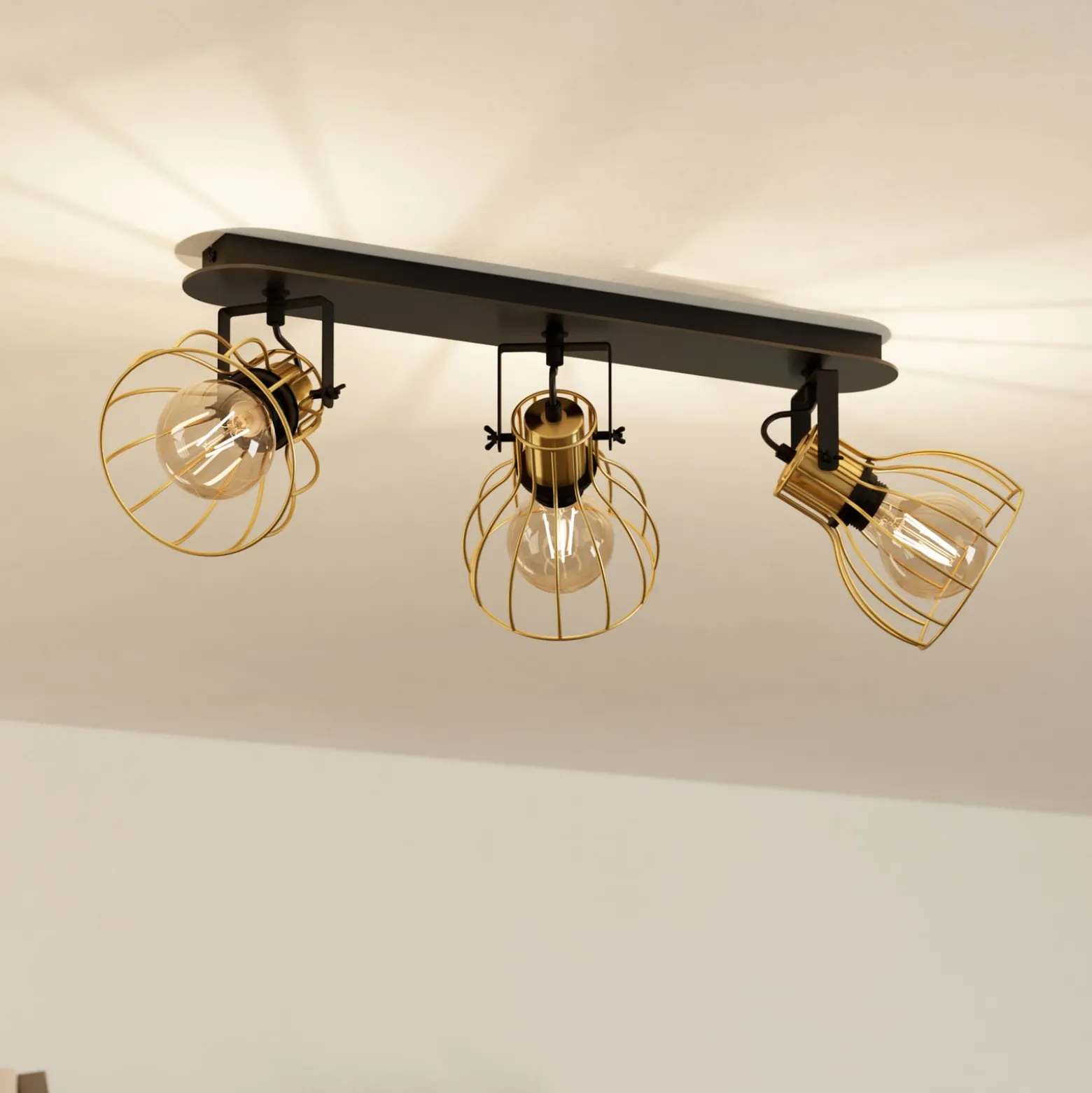 EGLO Sambatello Deckenlampe 3-flammig schwarz/gold