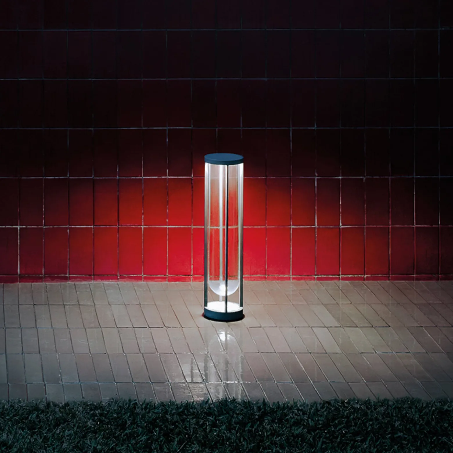 FLOS In Vitro Bollard 2, 2.700 K, 60 cm dunkelgrün