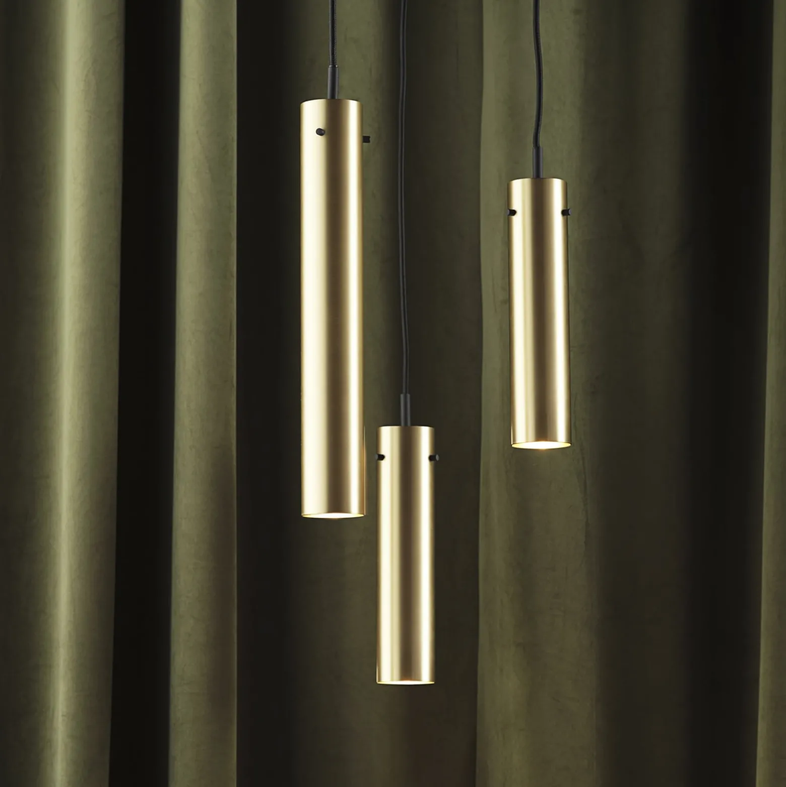 FRANDSEN Hängeleuchte FM2014, Messing, poliert, Höhe 24 cm