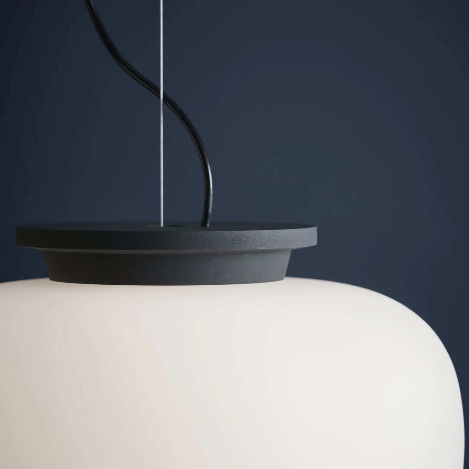FRANDSEN Hängeleuchte Supernate, Ø 28 cm