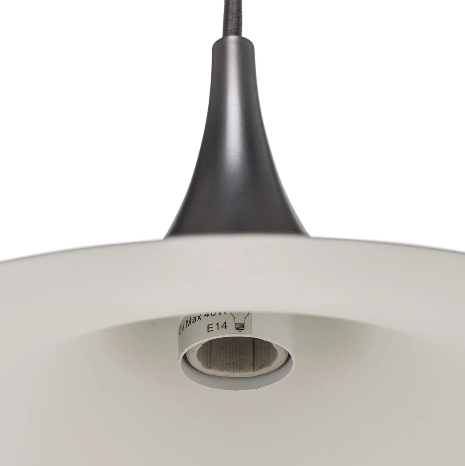 GUBI Hängeleuchte Semi, Ø 30 cm, schwarz