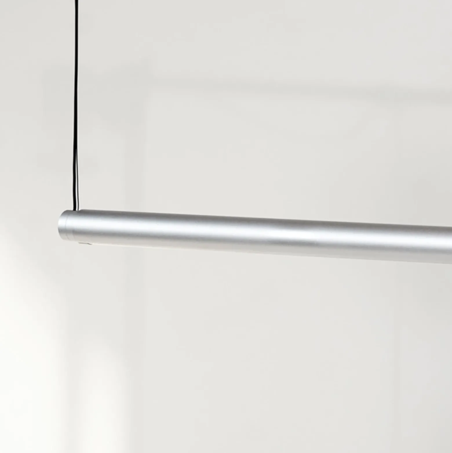 HAY LED-Hängelampe Factor Linear directional, alu, drehbar