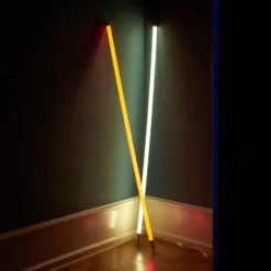 HAY LED-Röhre Neon Tube, gelb, PVC, Länge 1,5 m, Stecker