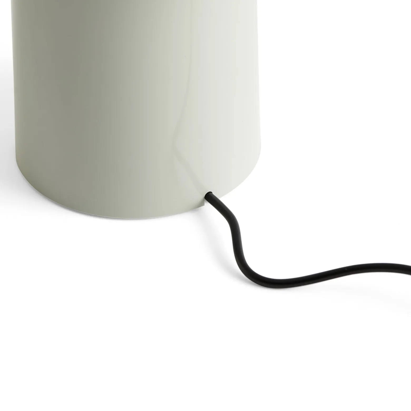 HAY Pao Portable LED-Tischleuchte mit Akku grau