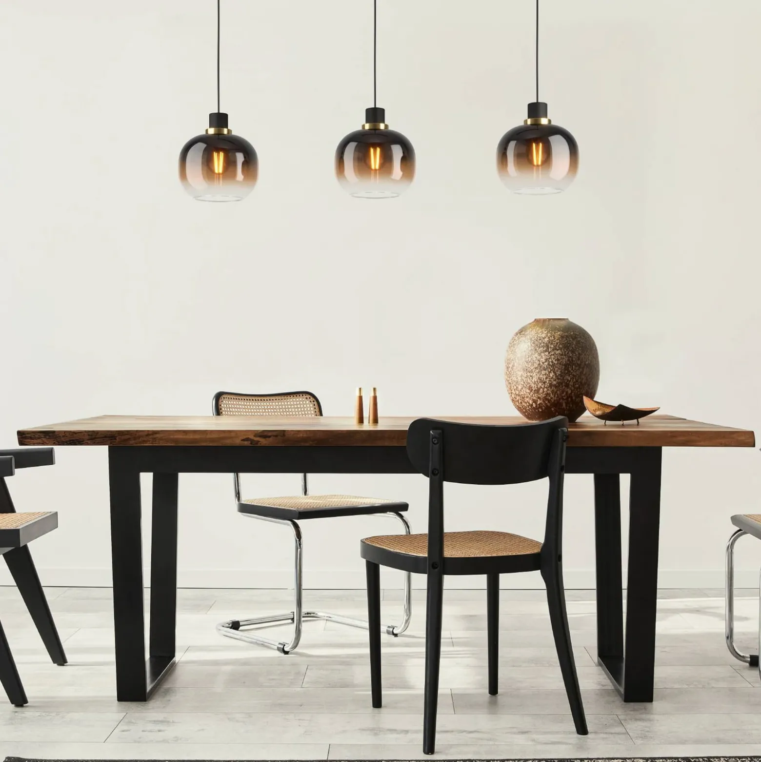 Hängelampe Oilella, schwarz-braun, Länge 95 cm, Glas, 3-flg.