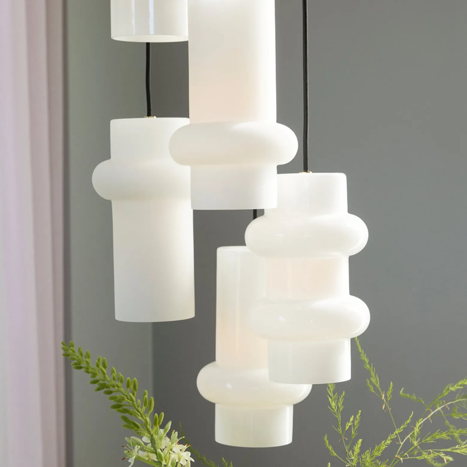 Hängelampe Pilule Double, weiß glänzend, Ø 15 cm, Glas
