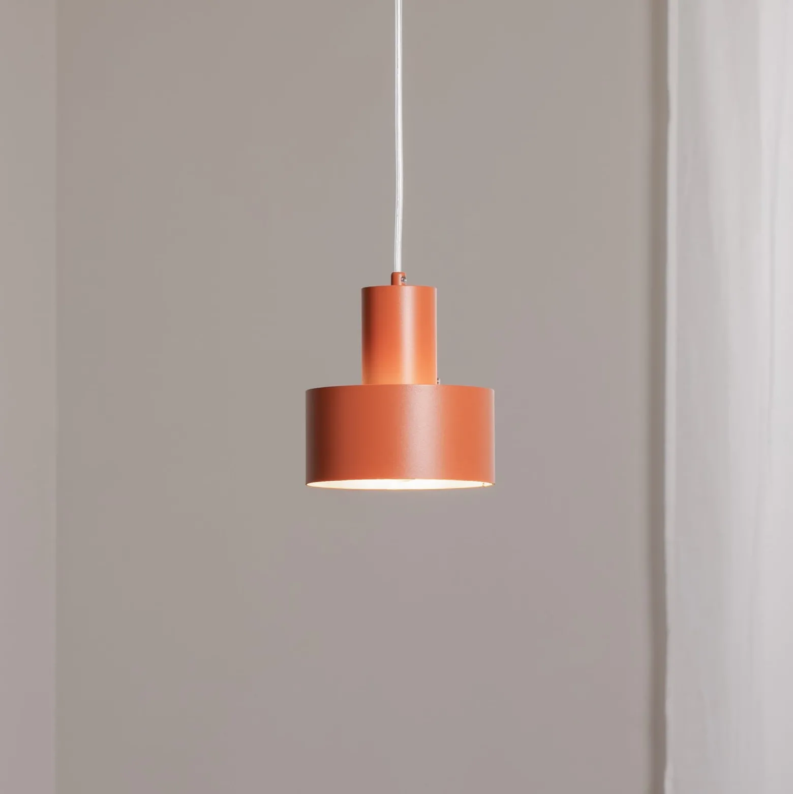 Hängeleuchte Rif S, ziegelrot, 1-flammig, Ø 15 cm, Stahl