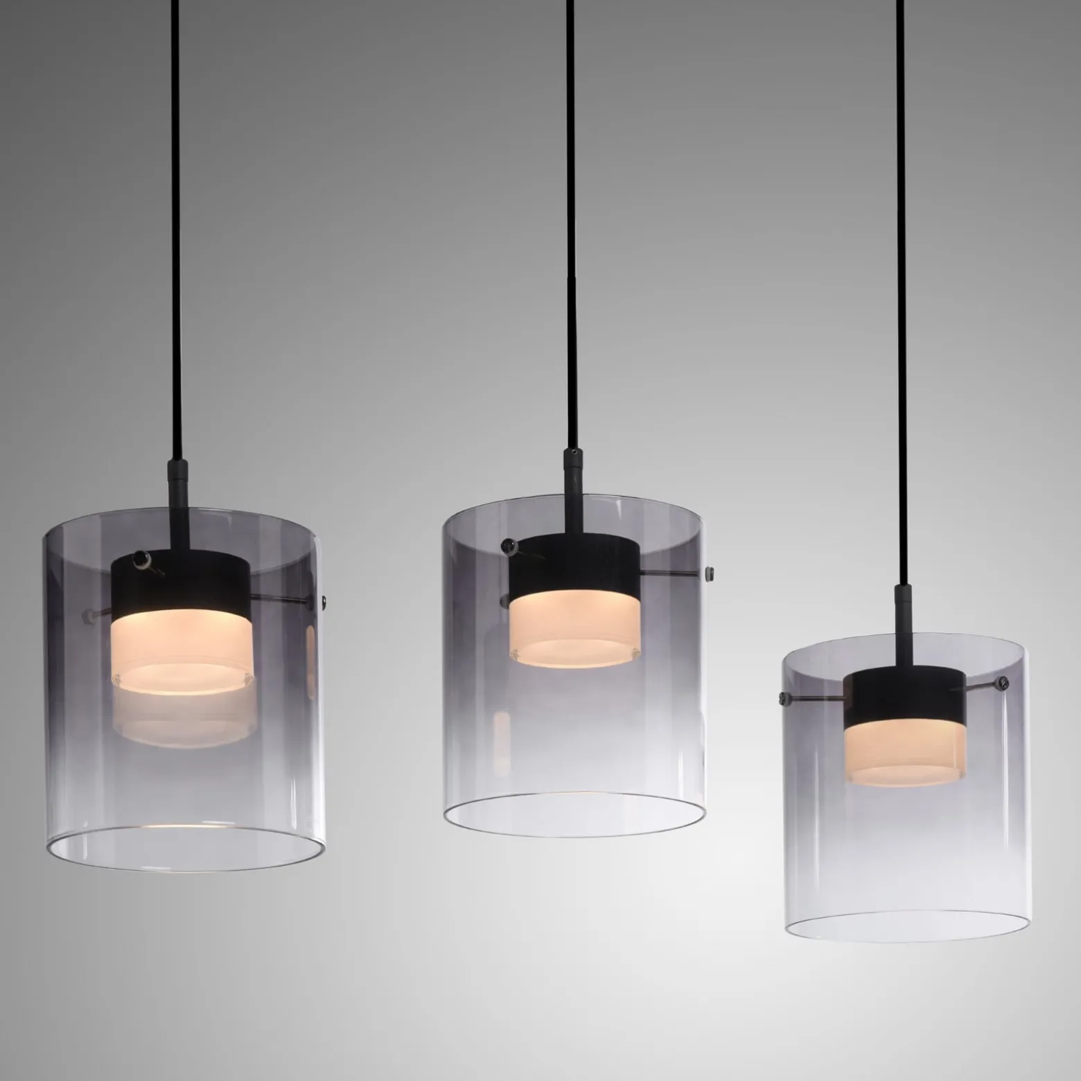 JUST LIGHT. LED-Hängeleuchte Elio, Rauchglas, 3-fl., schwarz