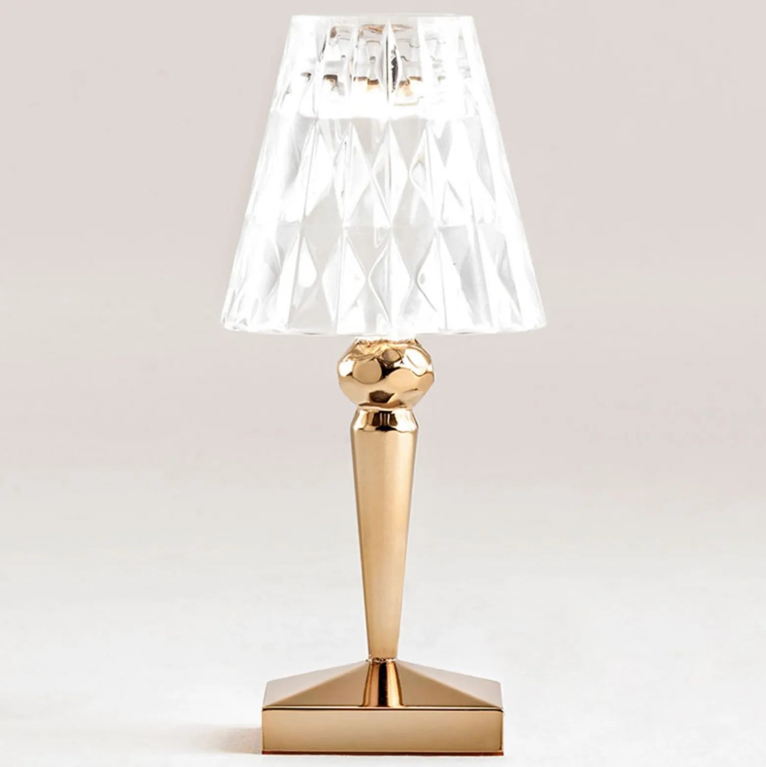 Kartell LED-Akku-Tischlampe Battery, 26 cm, goldfarben, IP54