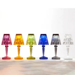 Kartell LED-Akku-Tischlampe Battery, 26 cm, grün, IP54