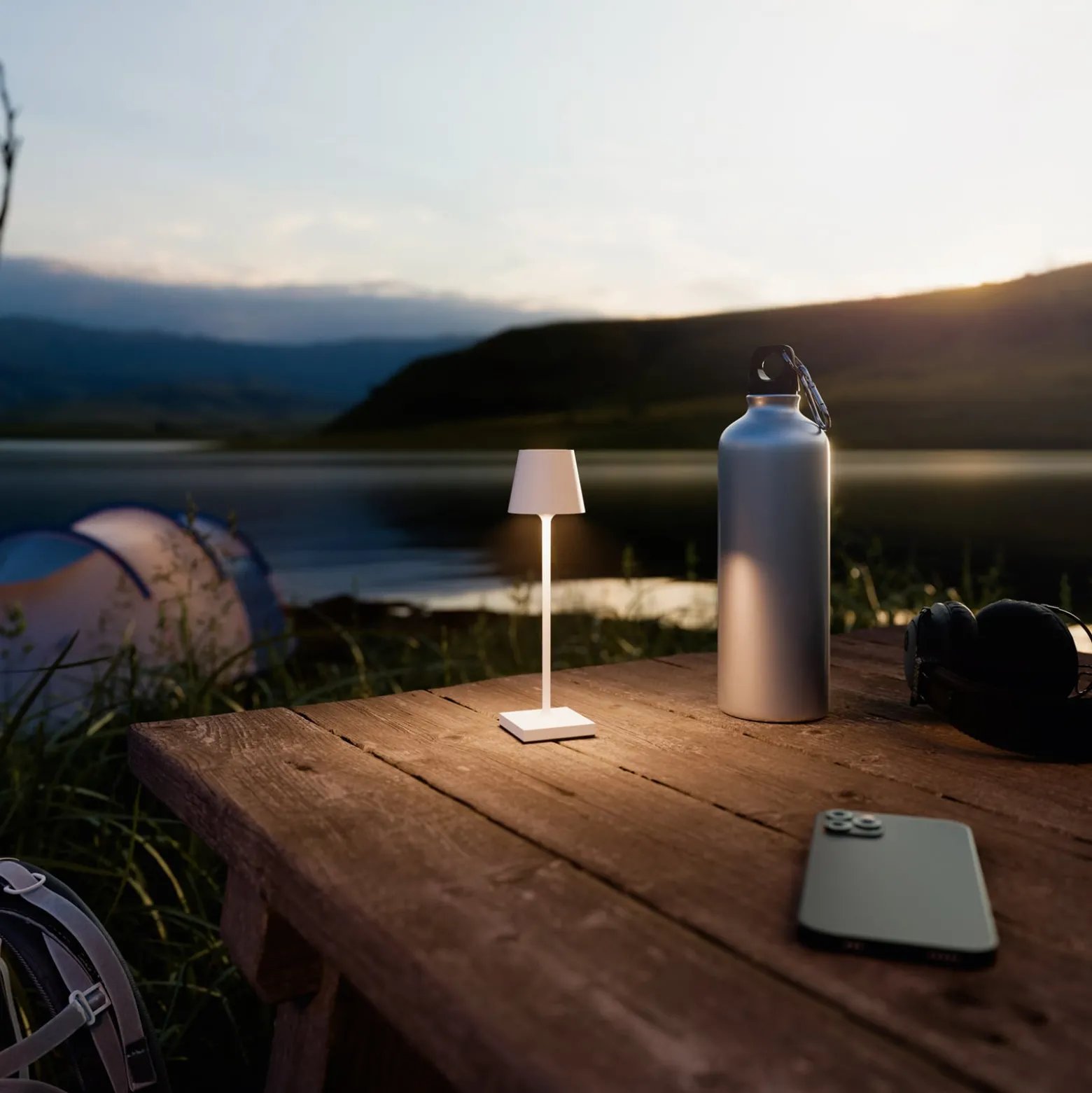 LED-Akkutischlampe Nuindie pocket, weiß, IP54, dimmbar