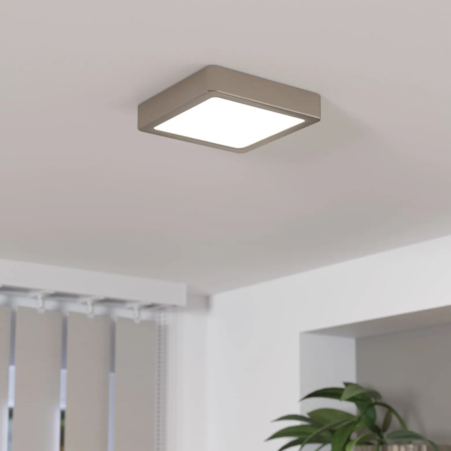 LED-Anbaupanel Fueva 5 IP20 830 nickel 16x16cm