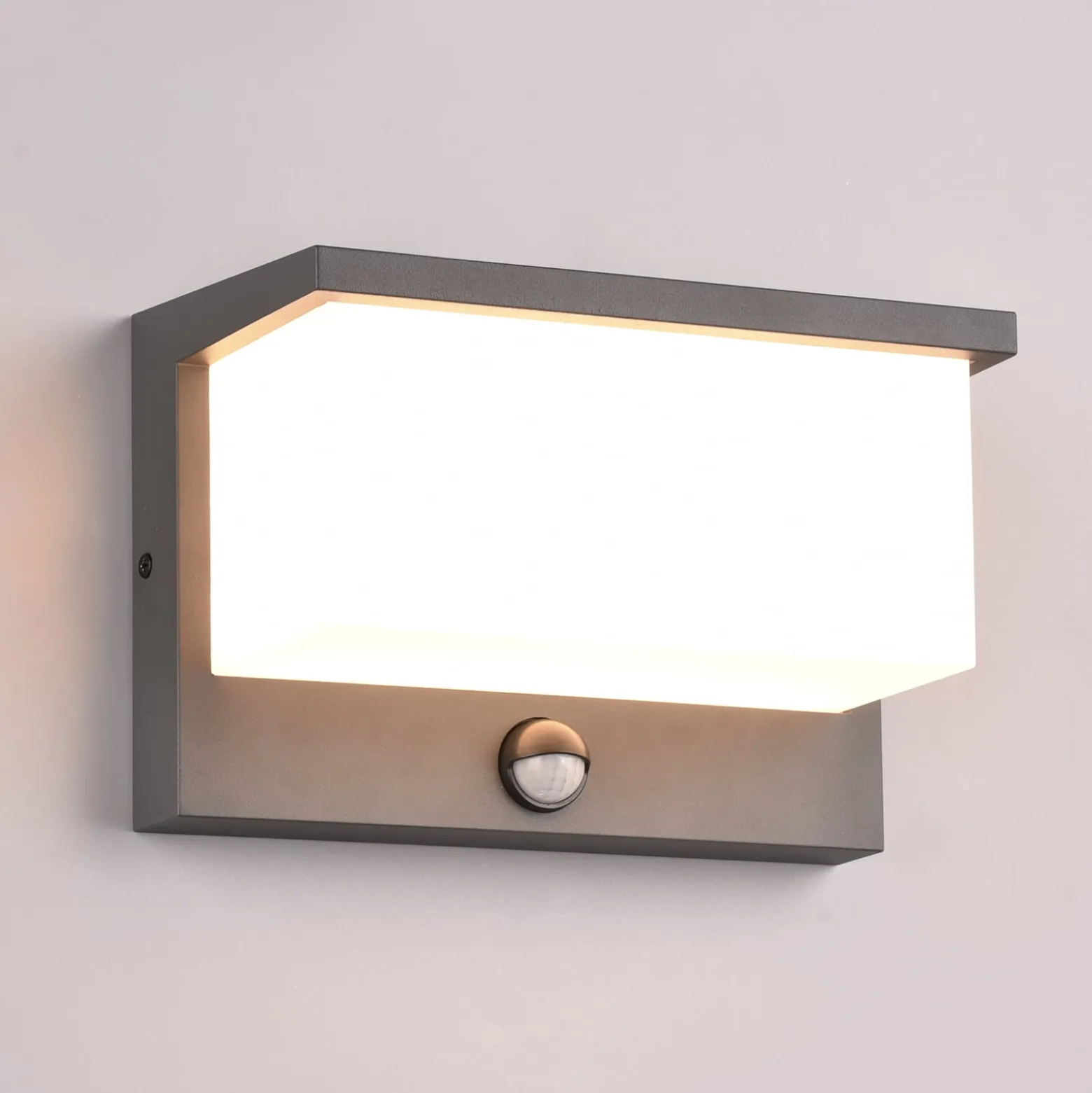 LED-Außenwandleuchte Nestos, Bewegungssensor, IP54