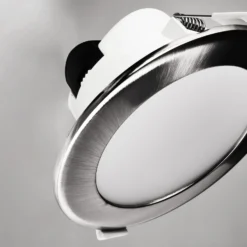 LED-Deckeneinbauleuchte Acrux, Ø 10 cm, silber matt, CCT