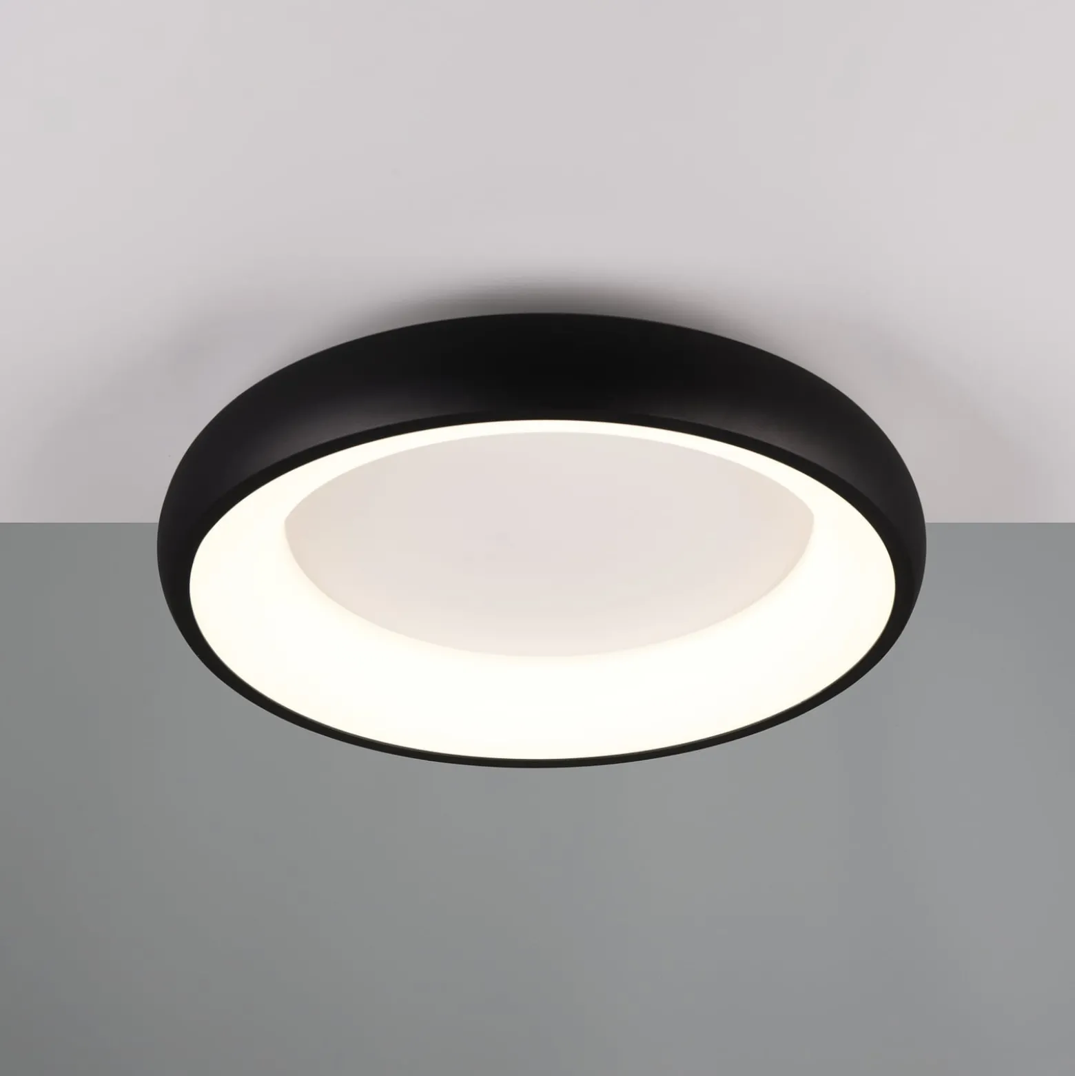 LED-Deckenlampe Cardona, Ø 46,5 cm, schwarz matt, Metall CCT
