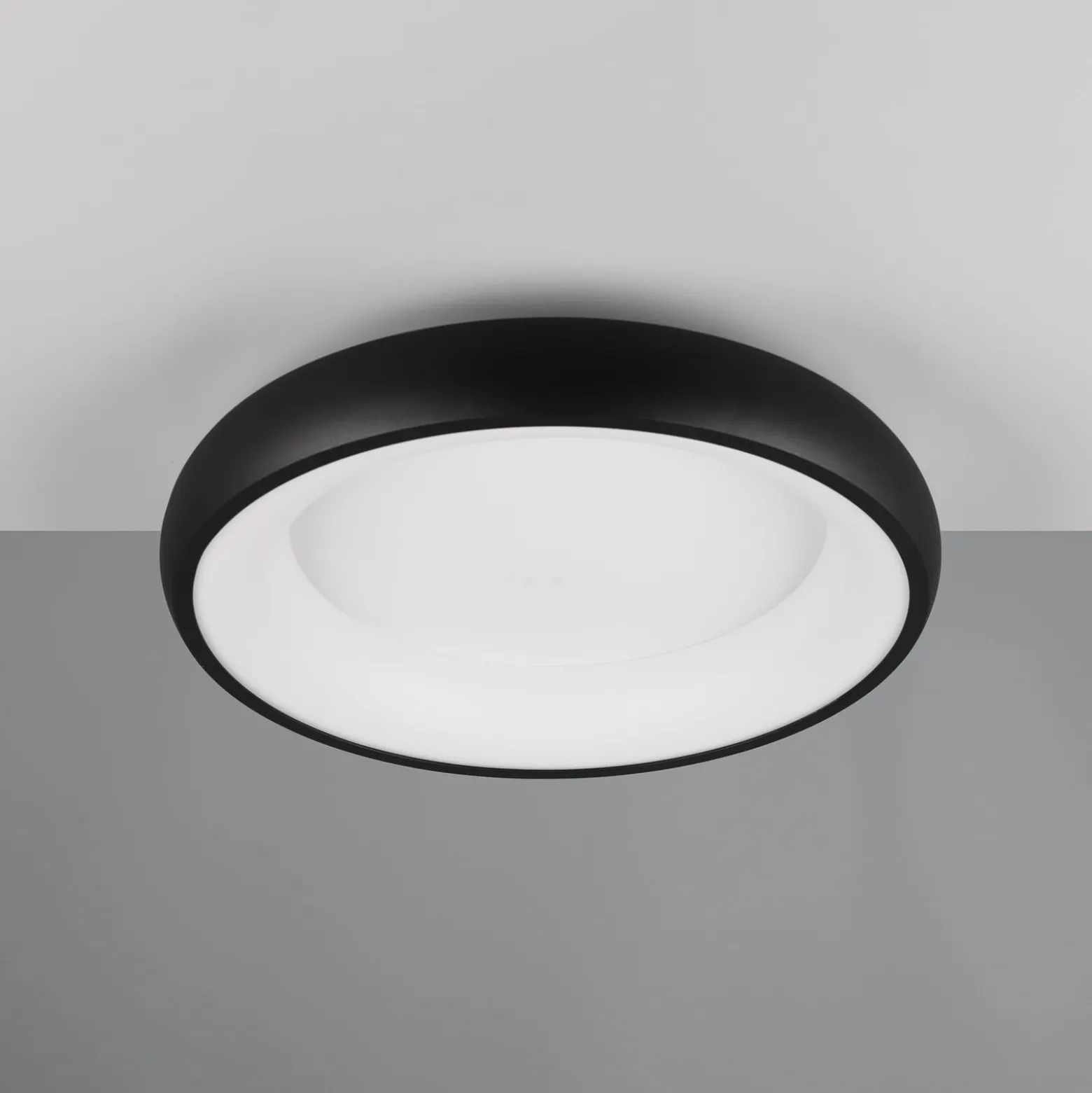 LED-Deckenlampe Cardona, Ø 46,5 cm, schwarz matt, Metall CCT