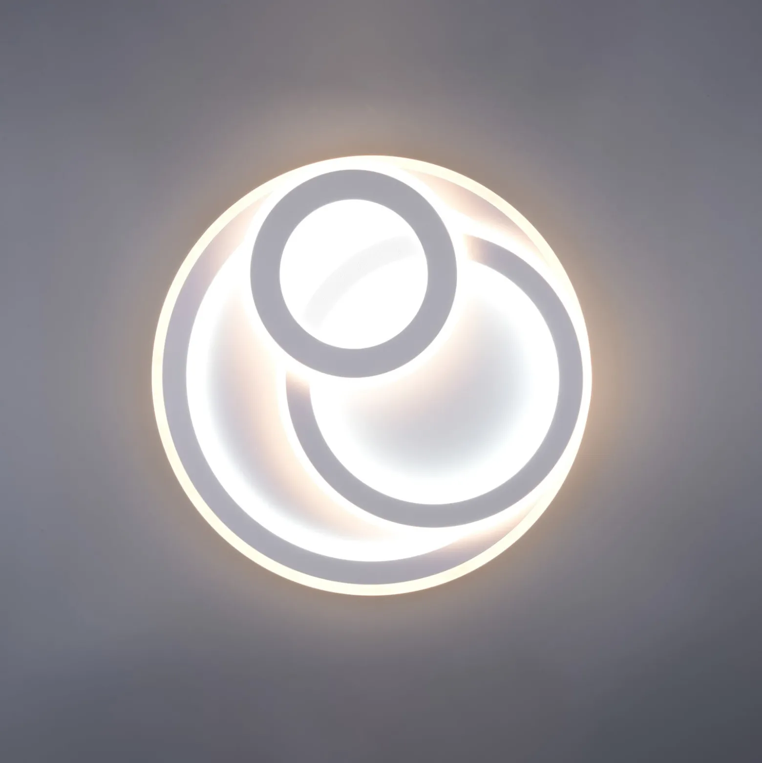 LED-Deckenlampe Mita mit Fernbedienung, CCT, rund