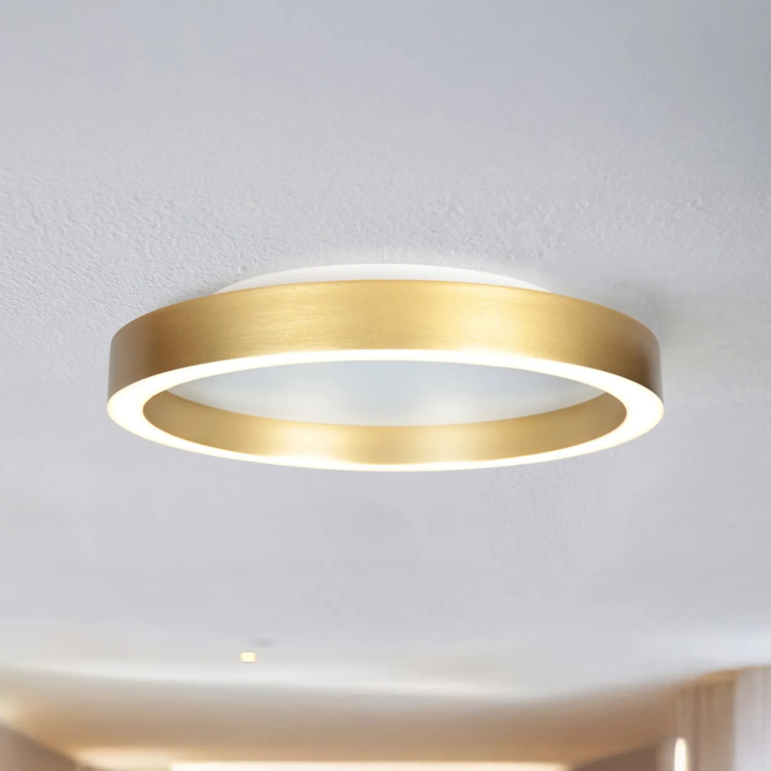 LED-Deckenlampe Ringlux goldfarben, Ø 30 cm, Metall, 2.700 K