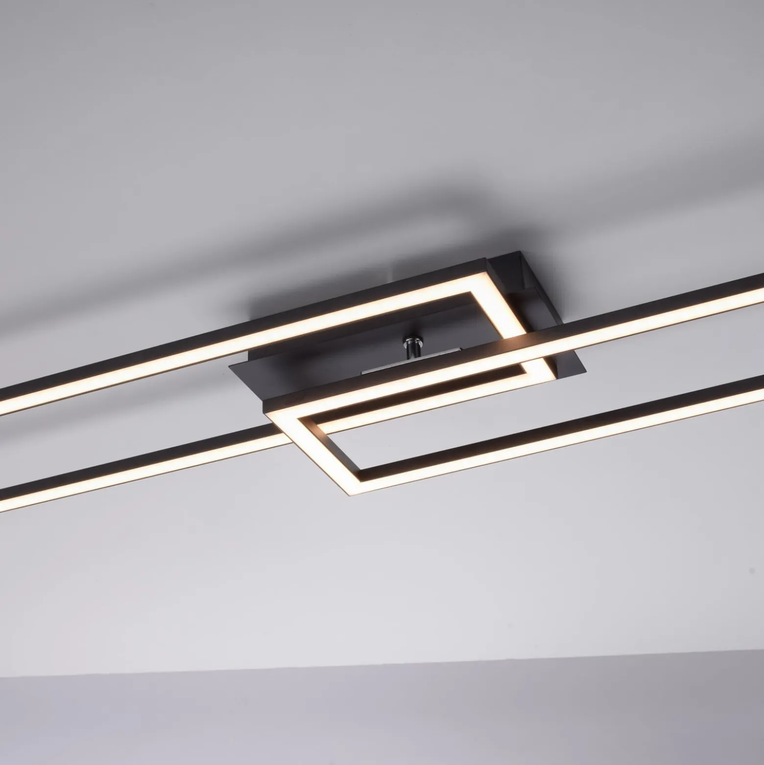 LED-Deckenleuchte Iven, dim, schwarz, 101,6x19,8cm