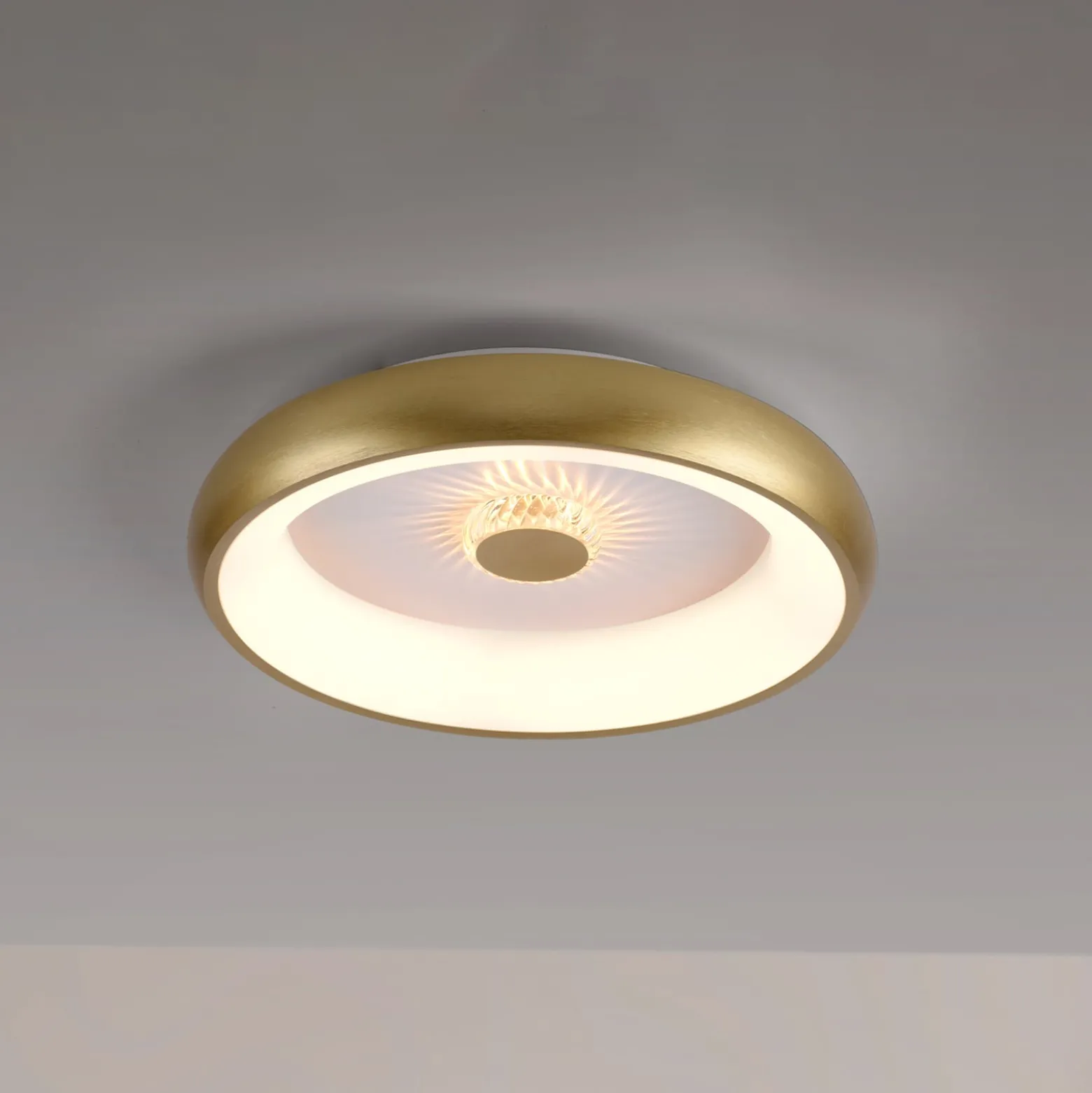 LED-Deckenleuchte Vertigo, CCT, Ø 46,5 cm, messing