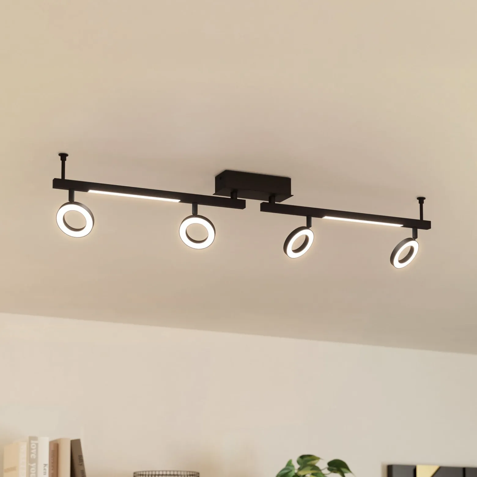 LED-Deckenspot Cardillio 2 schwarz mit vier Ringen