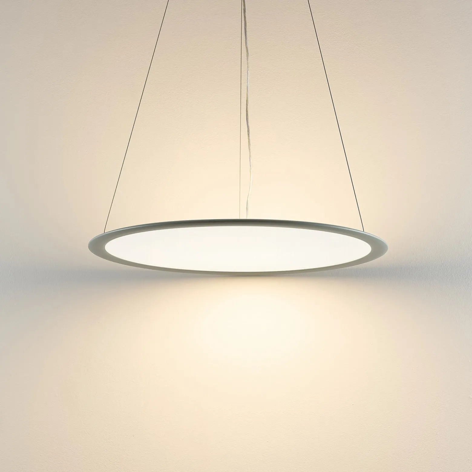 LED-Hängelampe PANEL, grau, Ø 63 cm, Metall, CCT, dim, 50 W