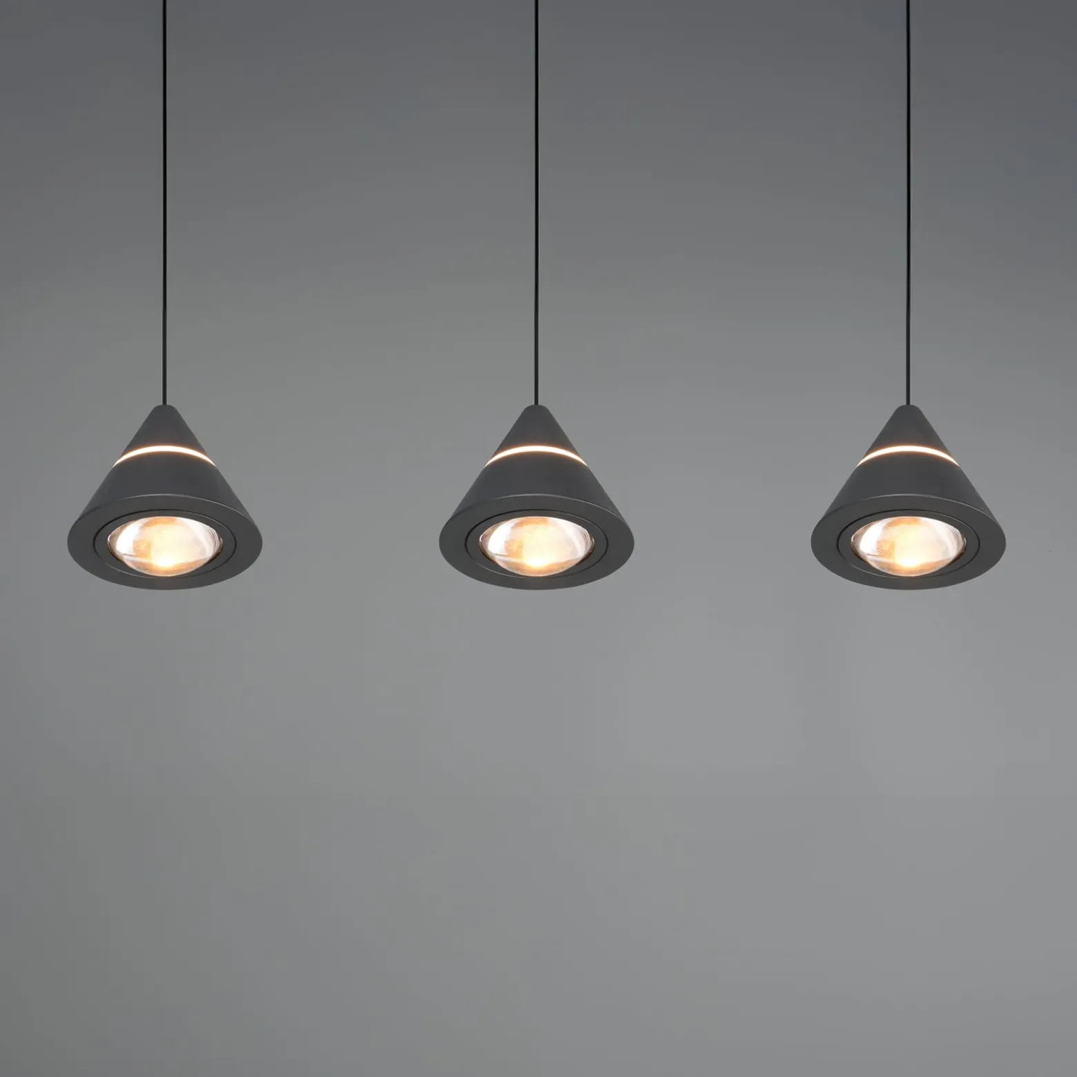 LED-Pendellampe Romeo, Länge 55 cm, schwarz, Metall, 3-flg.