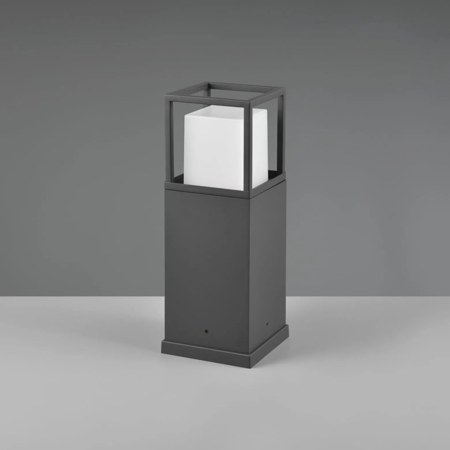 LED-Sockelleuchte Witham, 40 cm hoch, anthrazit, CCT, IP54