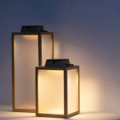 LED-Solarlaterne Tradition aus Teakholz Höhe 65 cm