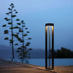 LED-Solarleuchte Borne mit Sensor, 90 cm, grau