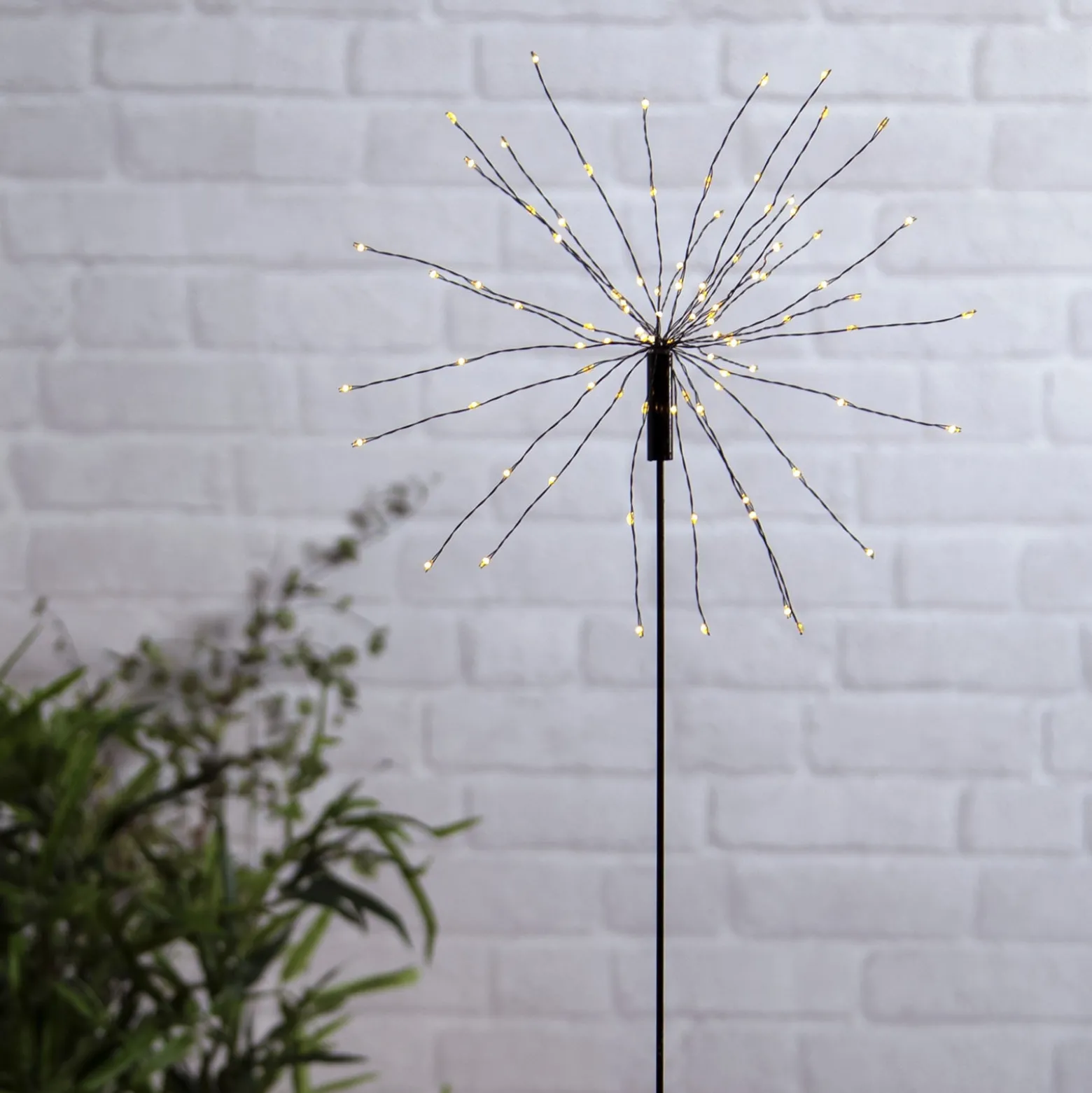 LED-Solarleuchte Firework mit Erdspieß, 100 cm