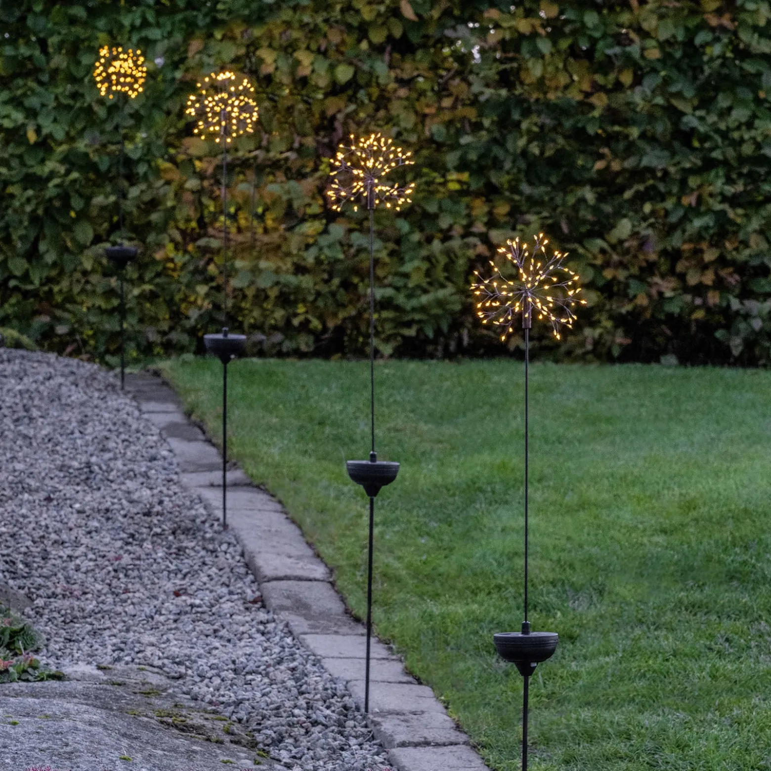LED-Solarleuchte Firework mit Erdspieß, 85 cm