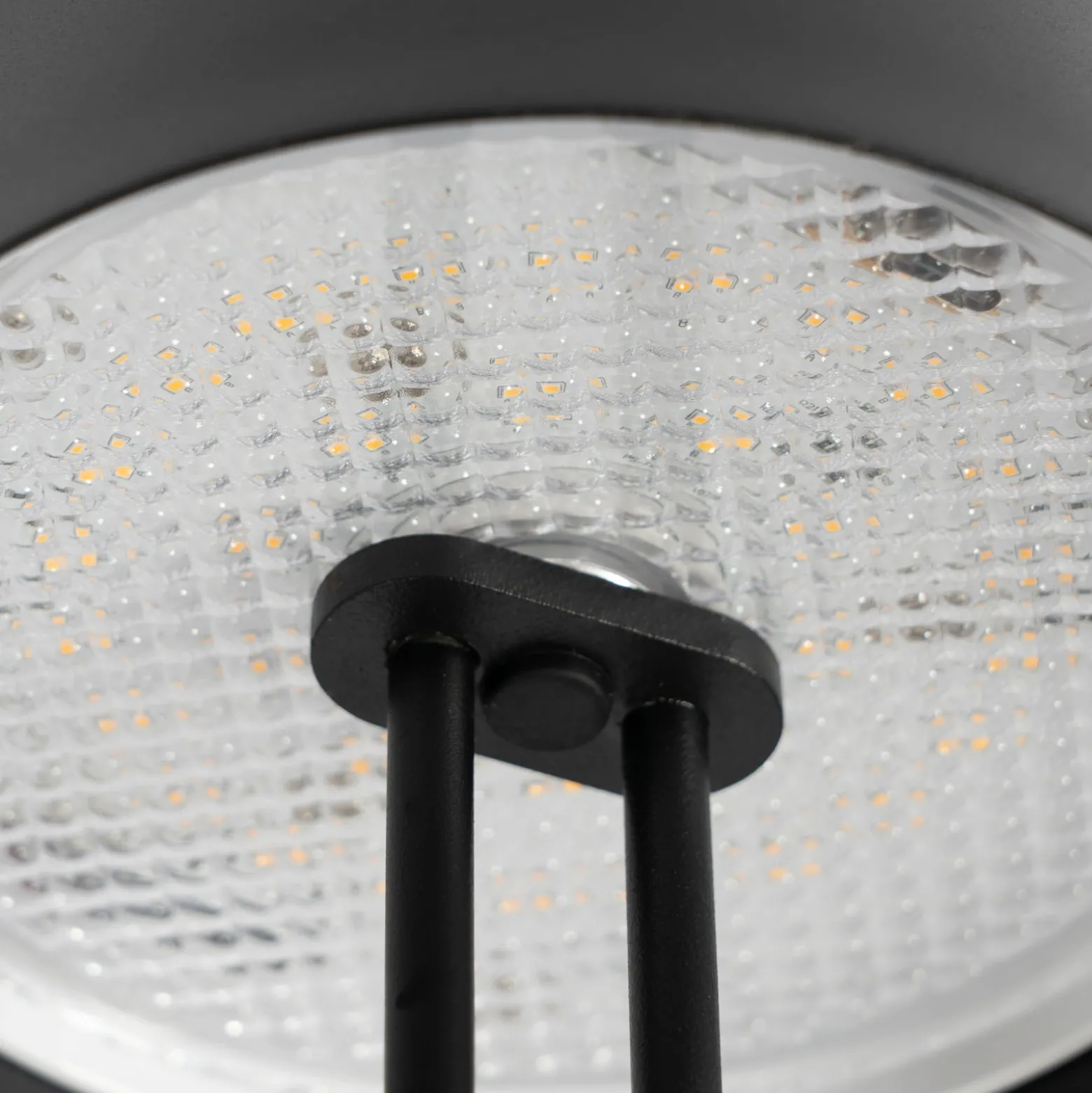Lindby LED-Akkutischlampe Janea TWIN, schwarz, Metall