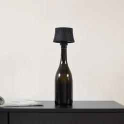Lindby LED-Akkutischleuchte Linor, schwarz, USB, Touchdimmer