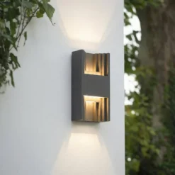 Lindby LED-Außenwandleuchte Aurali, 2-flg., schwarz, IP65