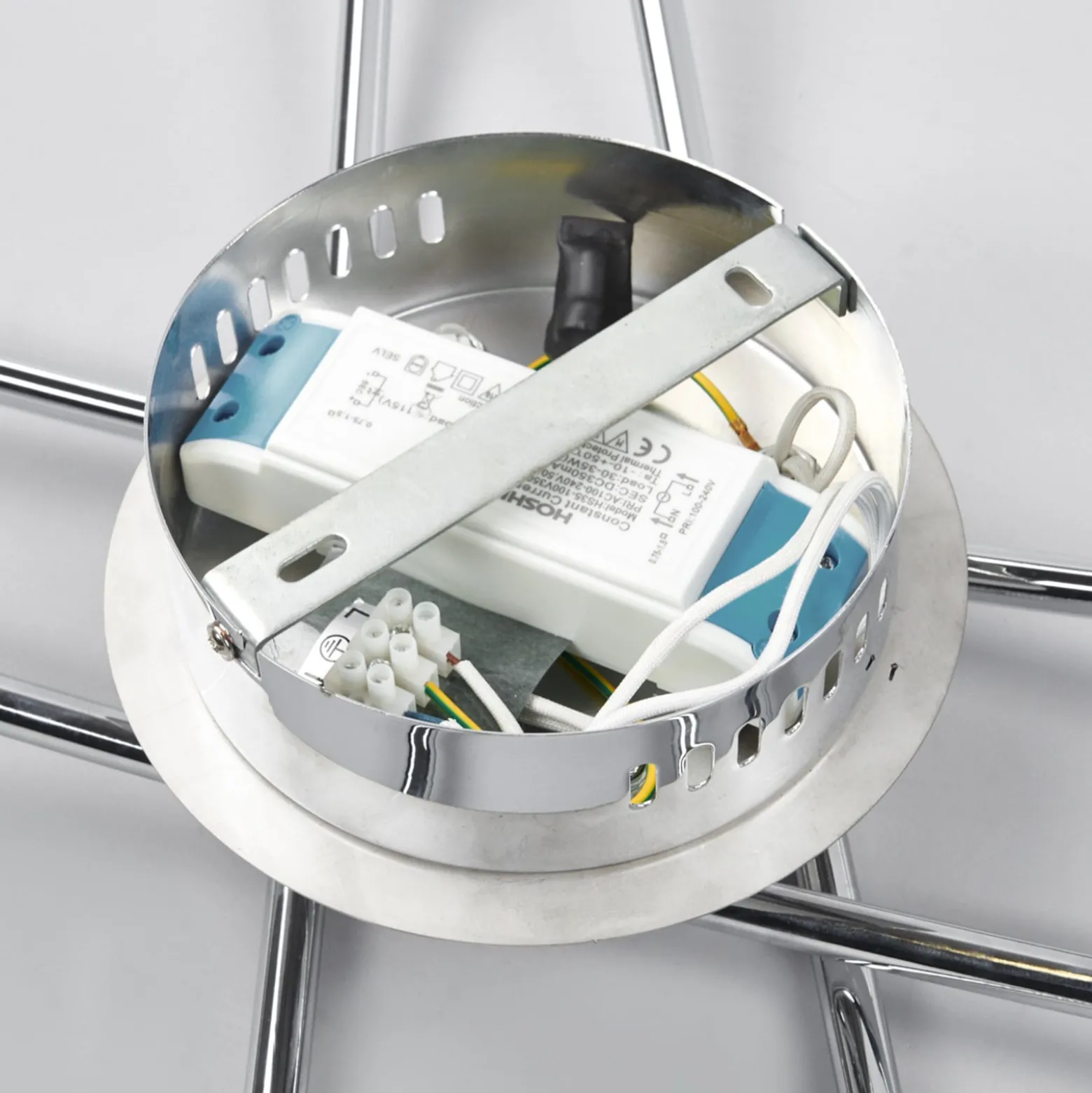 Lindby LED-Deckenlampe Yael, chromfarben, Metall, 67 cm lang