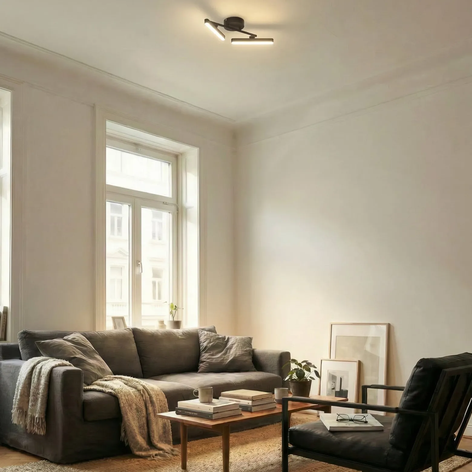 Lindby LED-Deckenleuchte Eldrin, 2-flg., schwarz,Lichtleiste