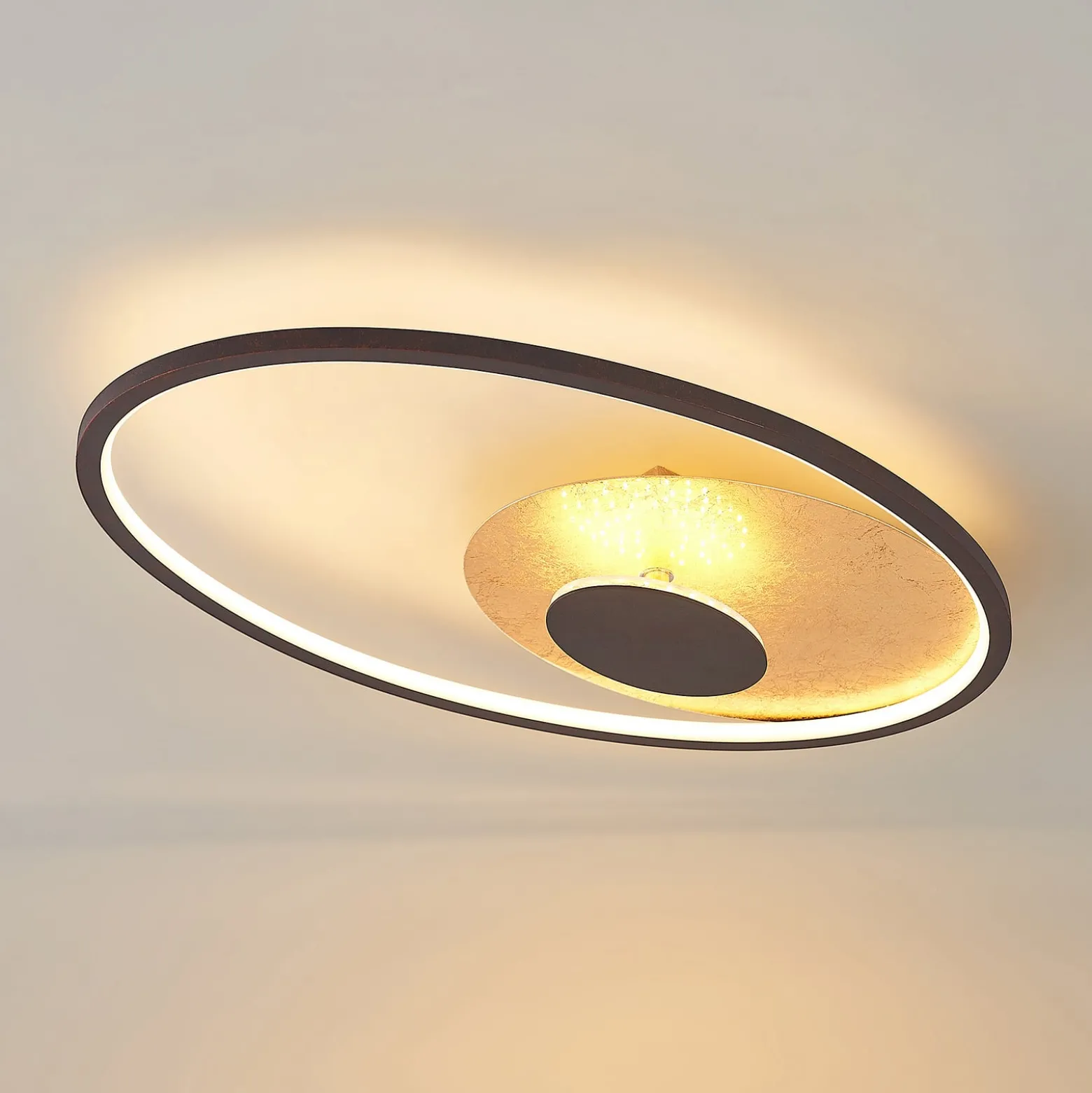 Lindby LED-Deckenleuchte Feival, 61 cm, rost/gold, dimmbar