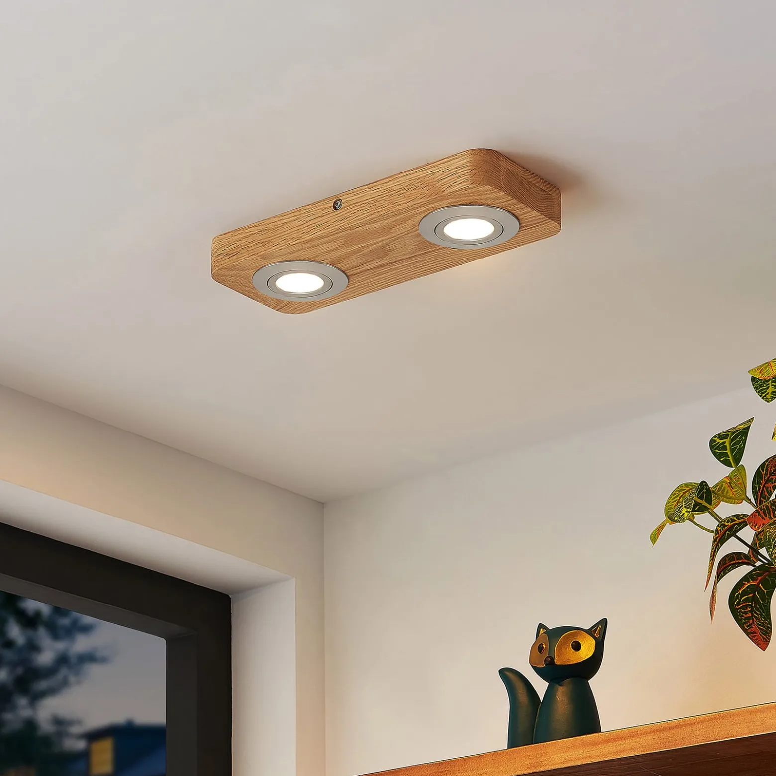 Lindby LED-Deckenleuchte Mikari, 30 cm, Holz, schwenkbar