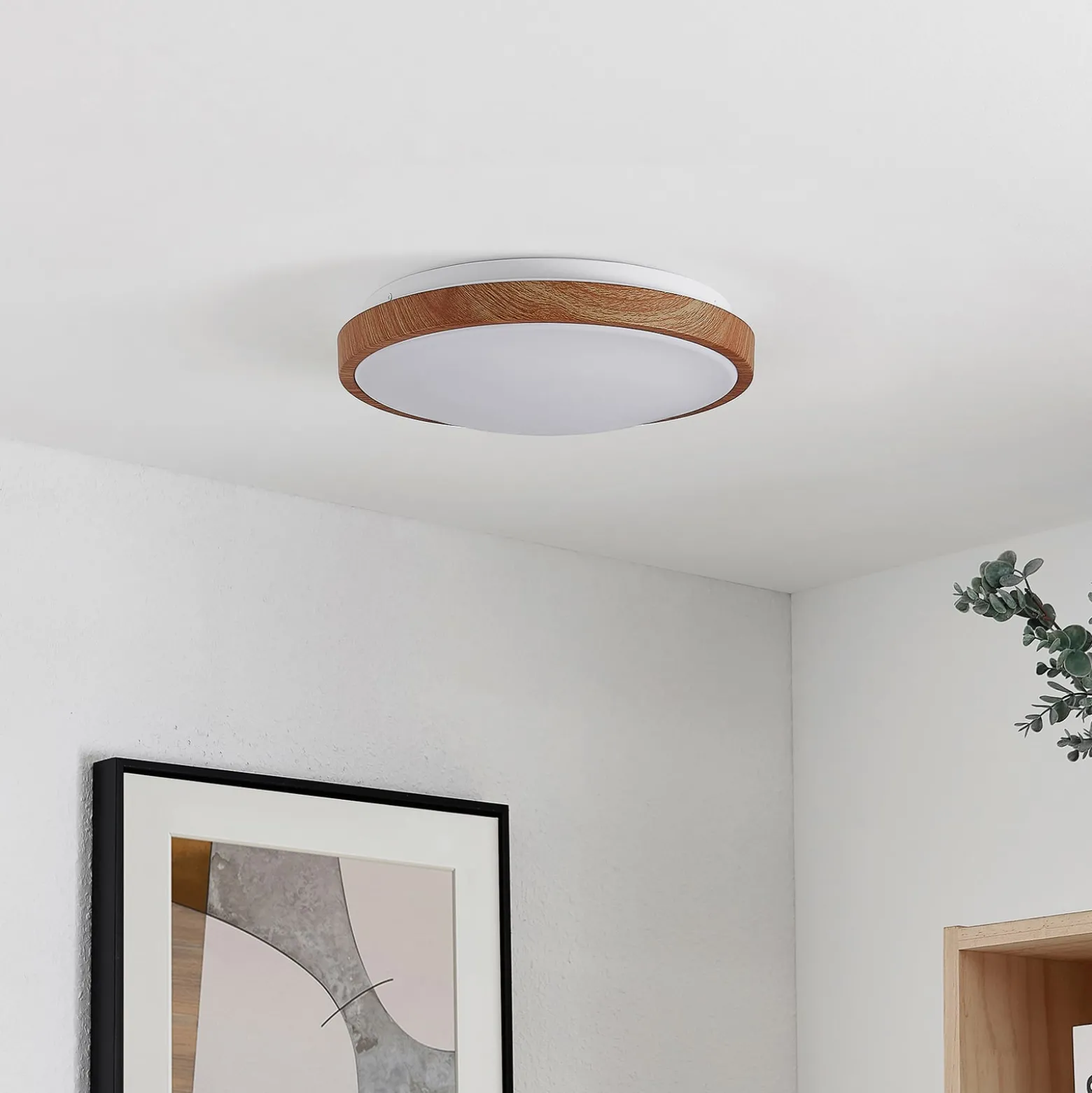 Lindby LED-Deckenleuchte Mynte, Ø30cm, Holzoptik, Kunststoff