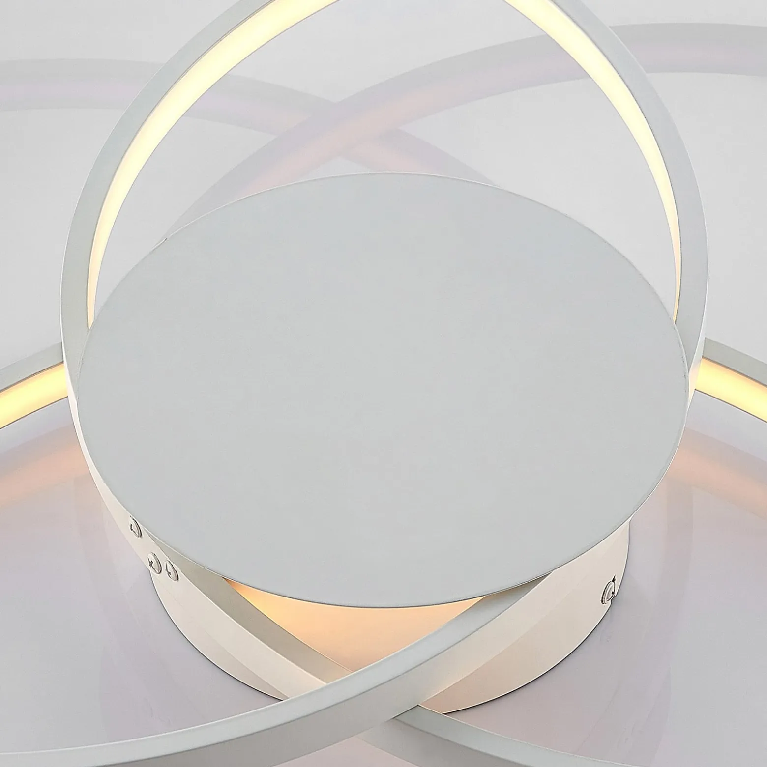 Lindby LED-Deckenleuchte Riley, weiß, Metall, 80 cm, dimmbar