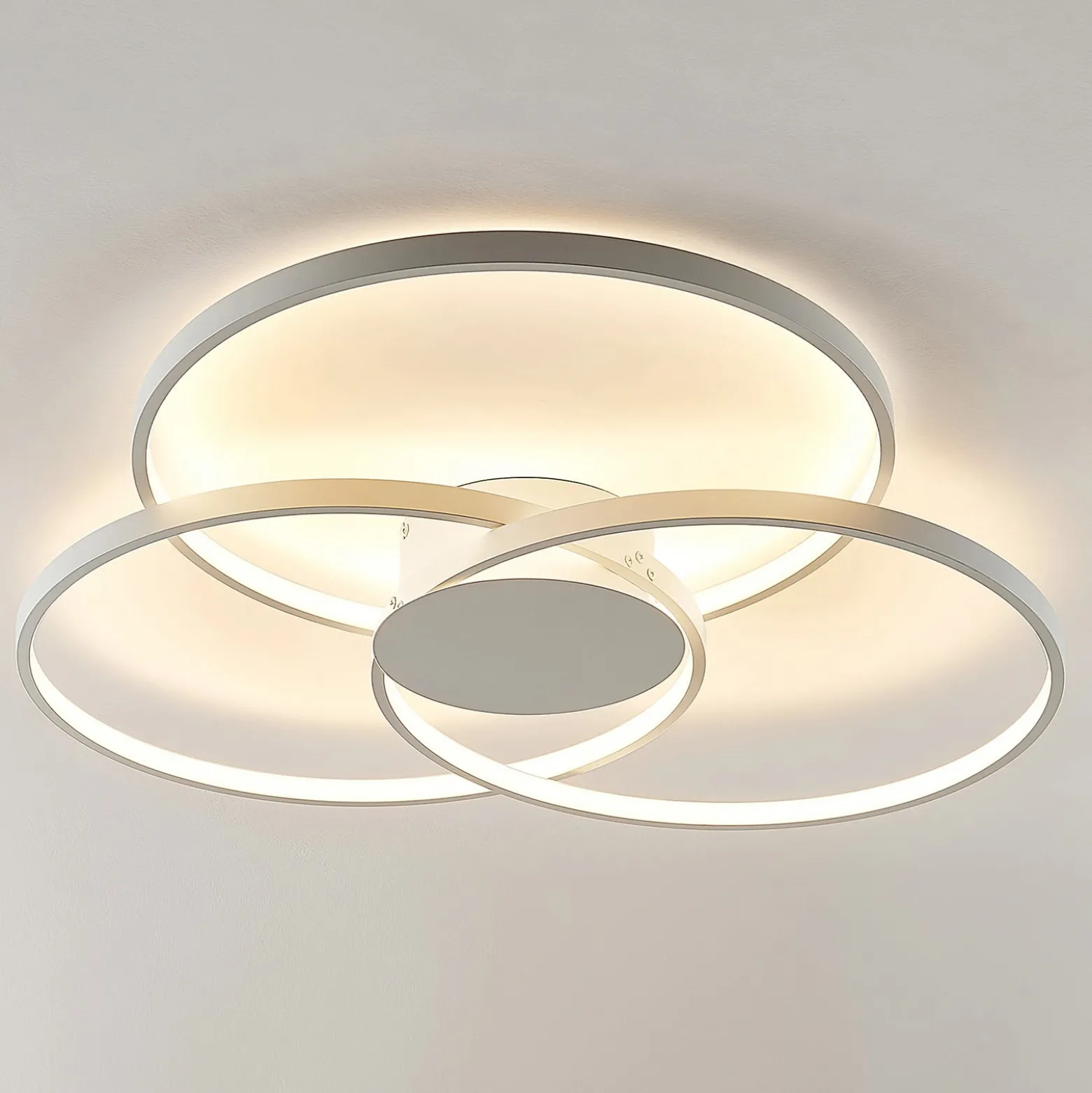 Lindby LED-Deckenleuchte Riley, weiß, Metall, 80 cm, dimmbar