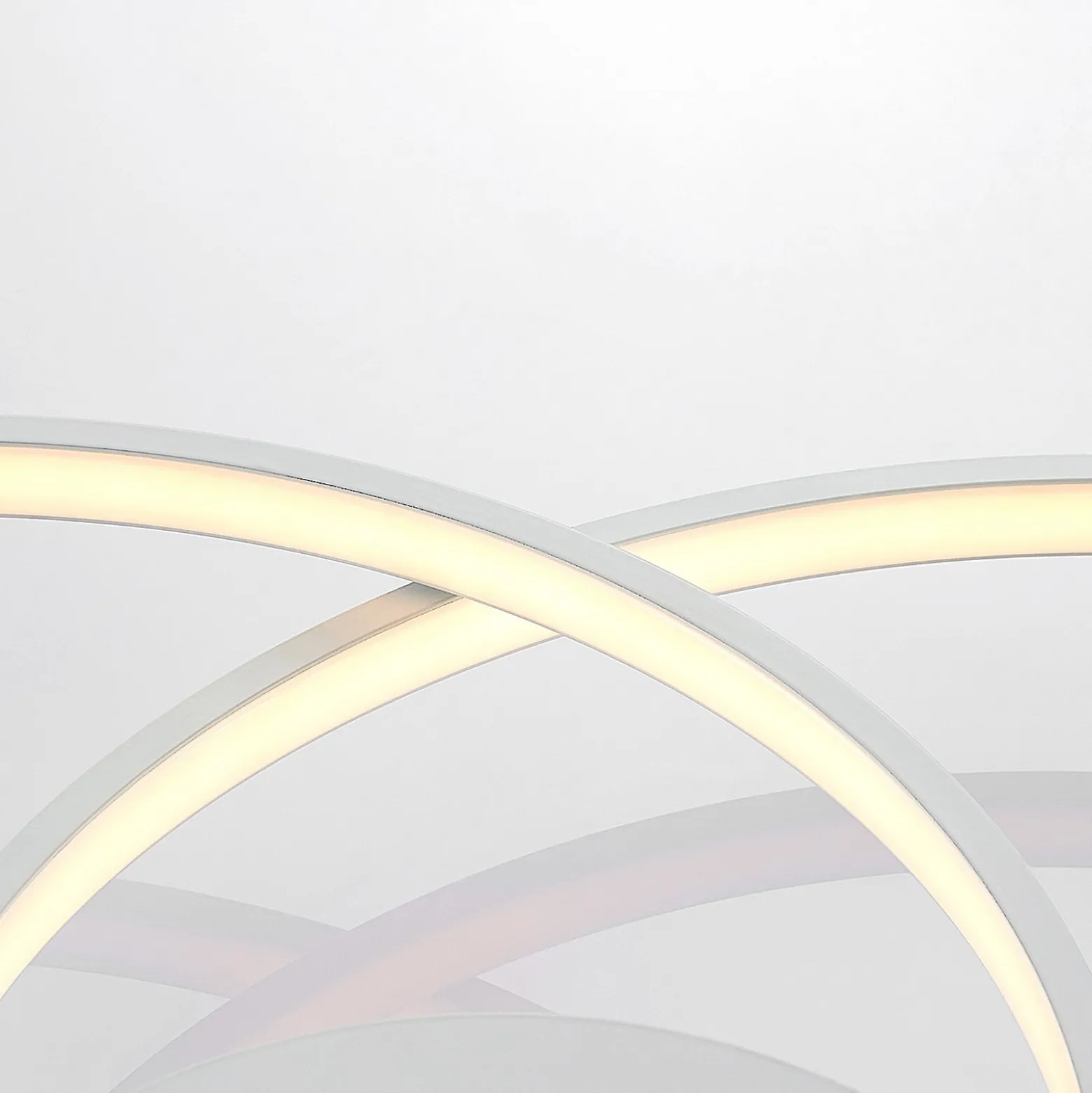Lindby LED-Deckenleuchte Riley, weiß, Metall, 80 cm, dimmbar